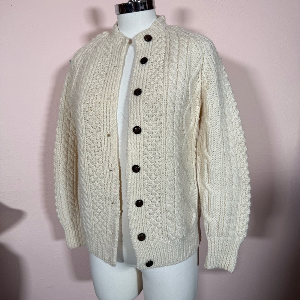 Vintage 1950’s hand knit Cable Knit Irish wool Cream Cardigan sweater fisherman - Picture 12 of 13